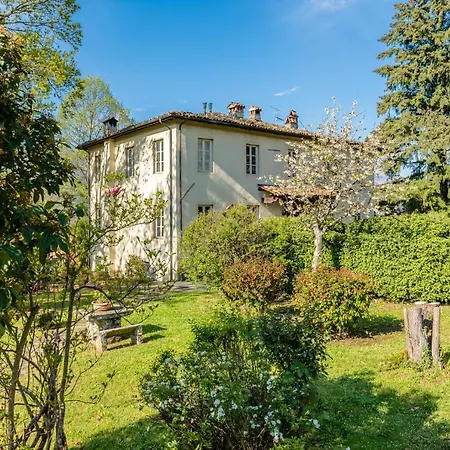 Apartment Tuscanskye - Sofia With Private Swimming Pool And Garden