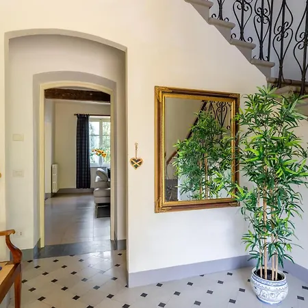 Apartment Tuscanskye - Sofia With Private Swimming Pool And Garden Barga