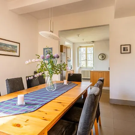 Tuscanskye - Sofia With Private Swimming Pool And Garden Apartment