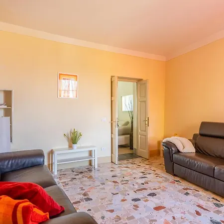 Tuscanskye - Sofia With Private Swimming Pool And Garden Apartment Barga