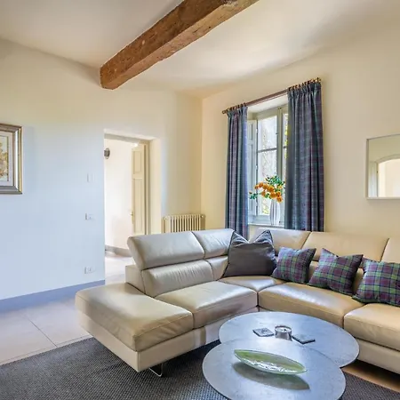 Tuscanskye - Sofia With Private Swimming Pool And Garden Apartment