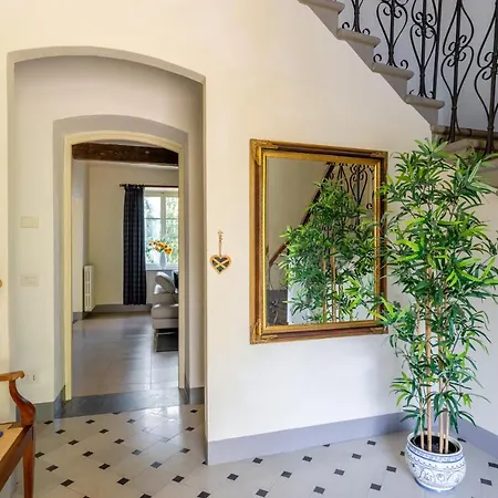 Appartamento Tuscanskye - Sofia With Private Swimming Pool And Garden Barga